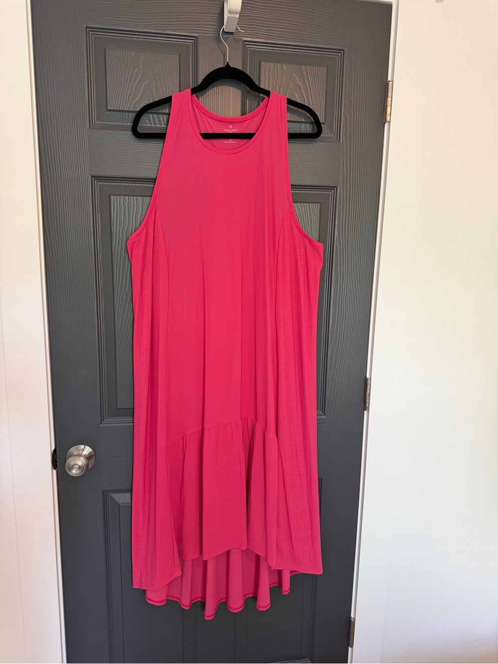 Sweaty Betty Explorer Ace Midi High-Low Sleeveless Tayberry Pink Dress